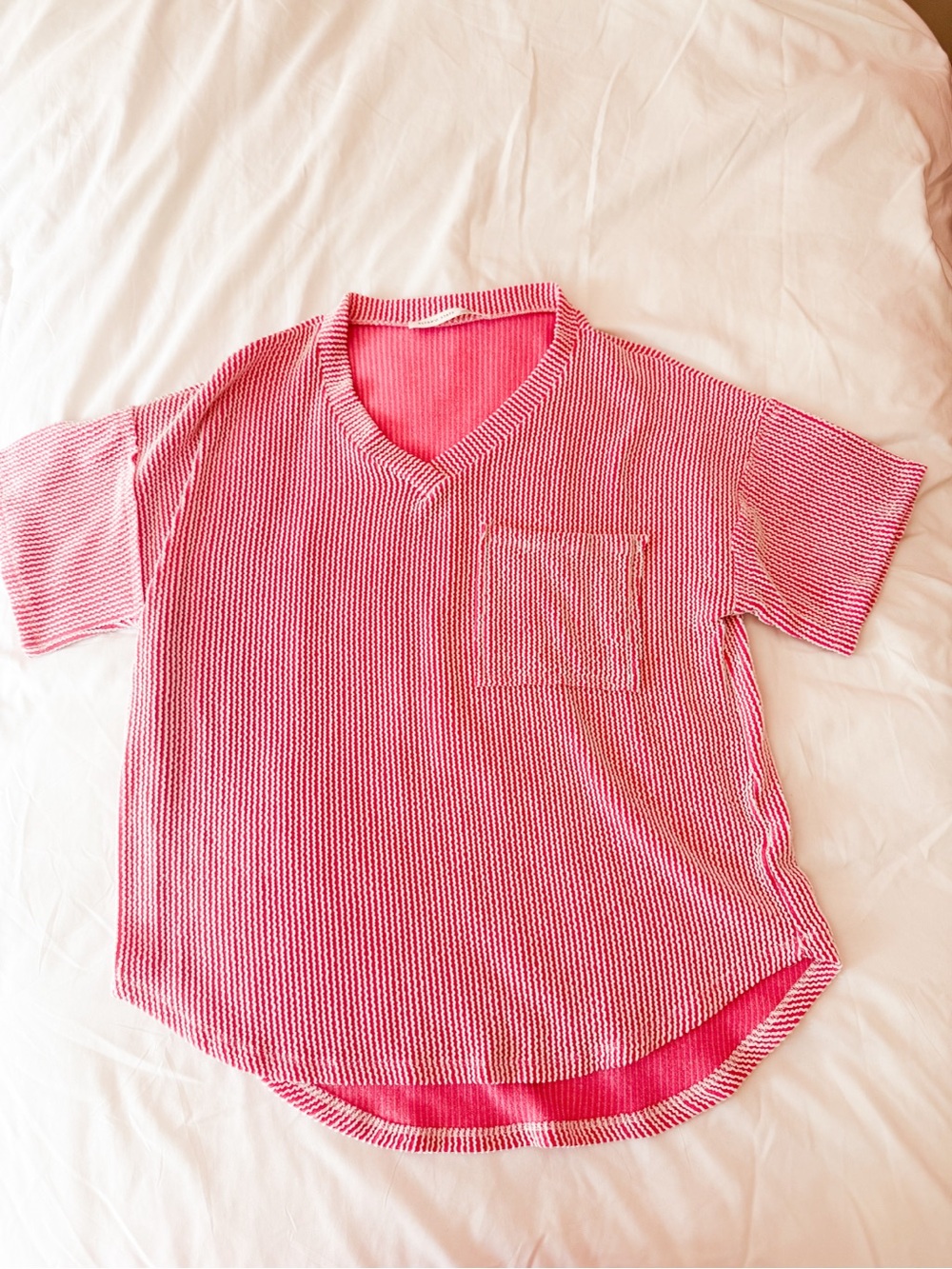 Altar’d State Pink Ribbed V-Neck T-Shirt Size XS